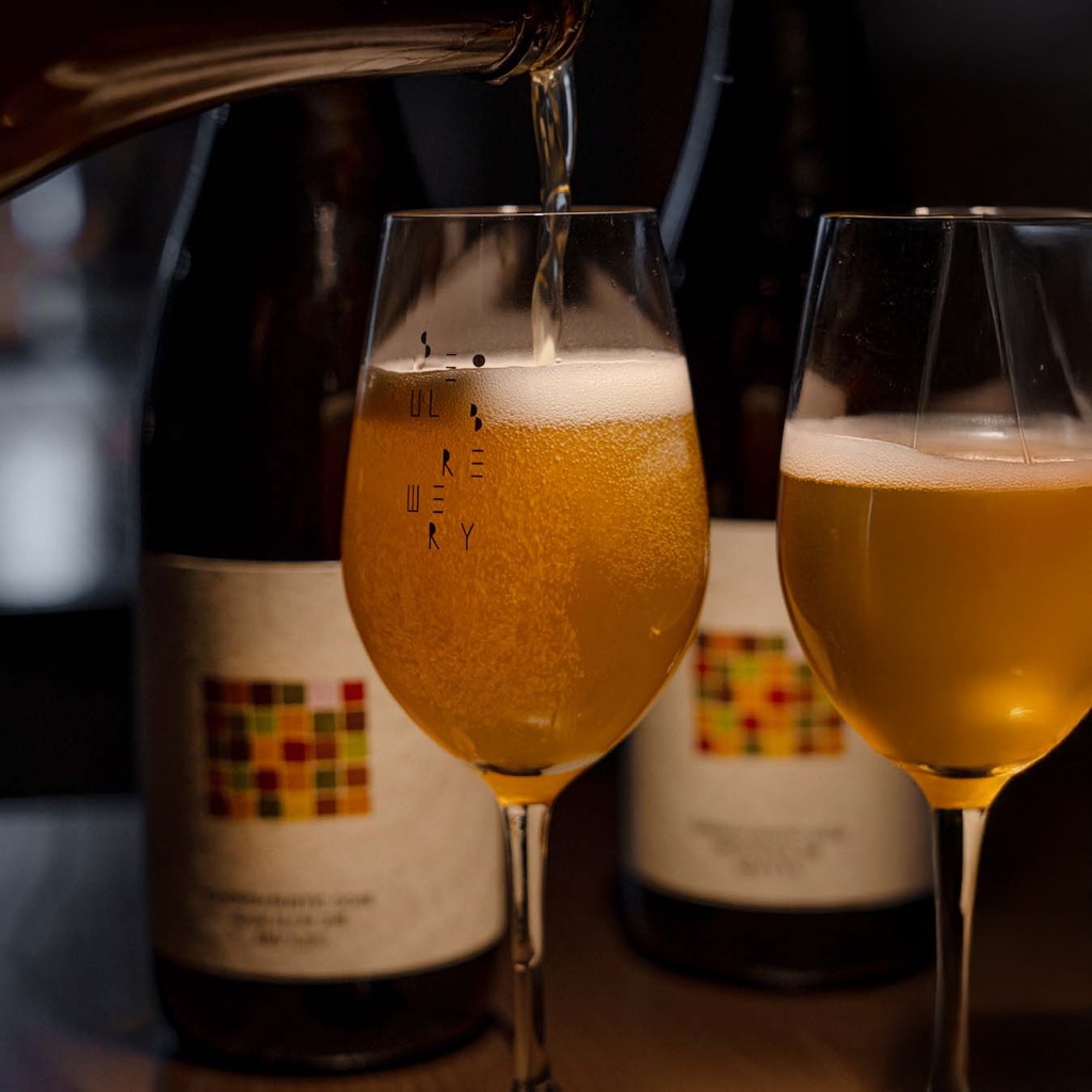 Seoul Brewery. Beer-Cherish Rustic Gose ABV 5,5% (750ml) 